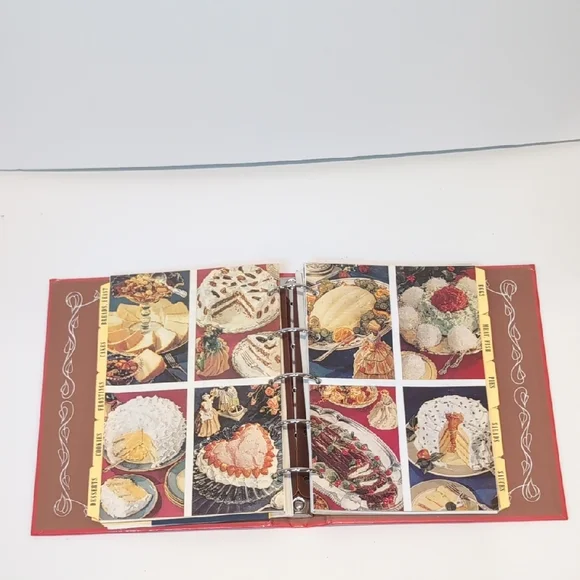 Betty Crocke Picture Cook Book - Picture 5 of 11